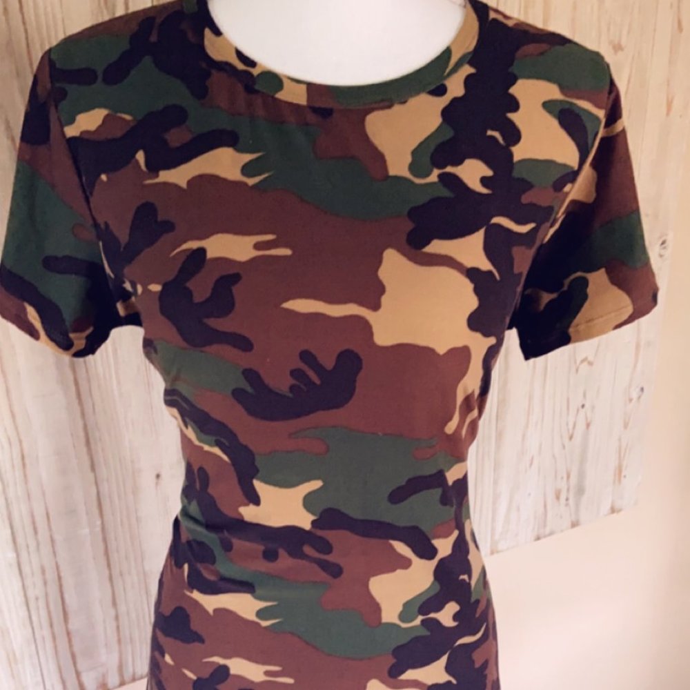 NWOT XL Rue21 Camo Shirt Dress